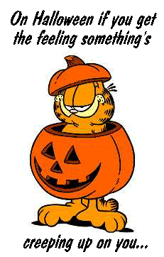garfieldhalloweensurprise1.gif